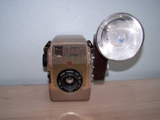 kodakbrowniebullseyegold.jpg